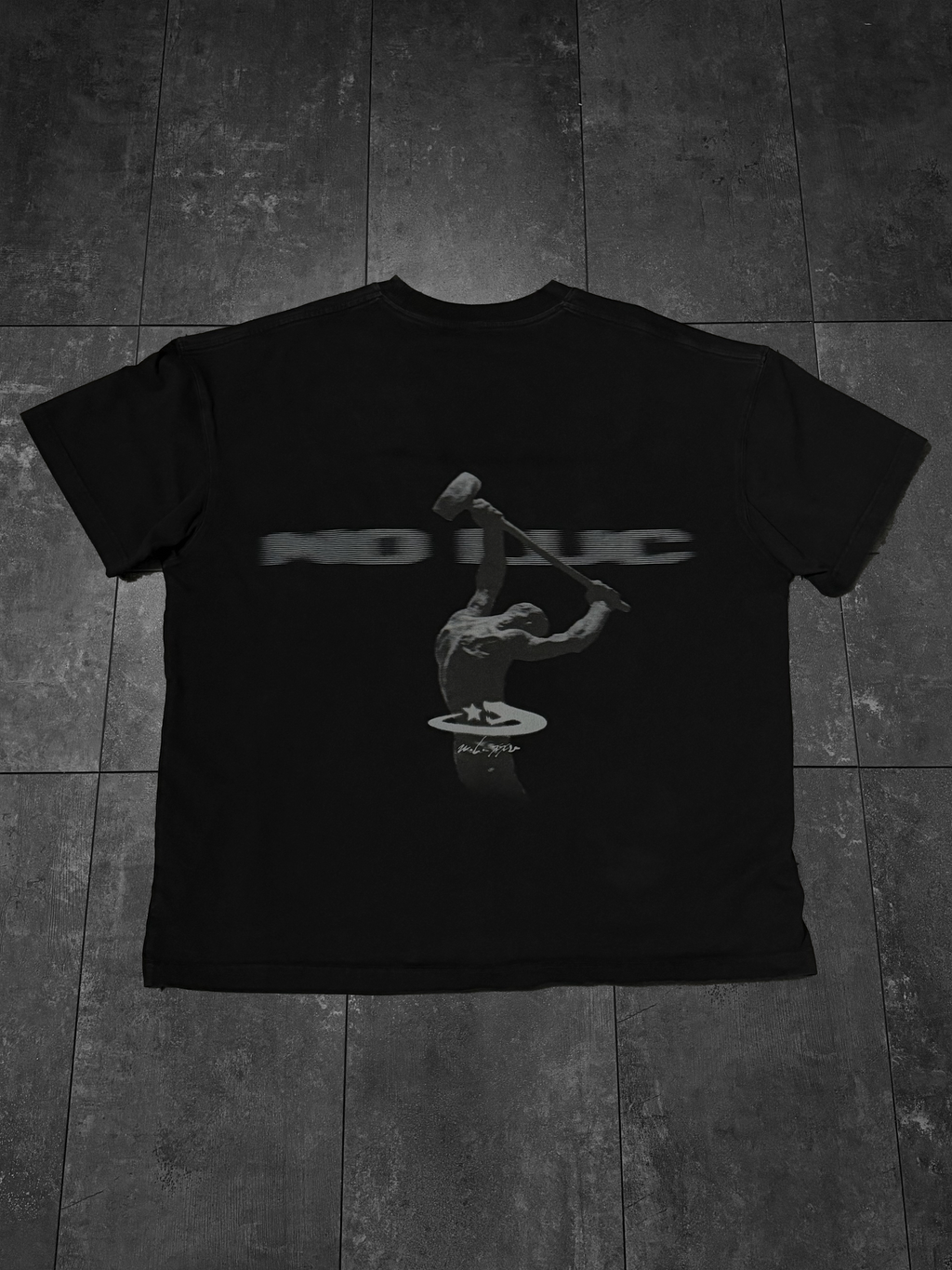 Hammer Tee