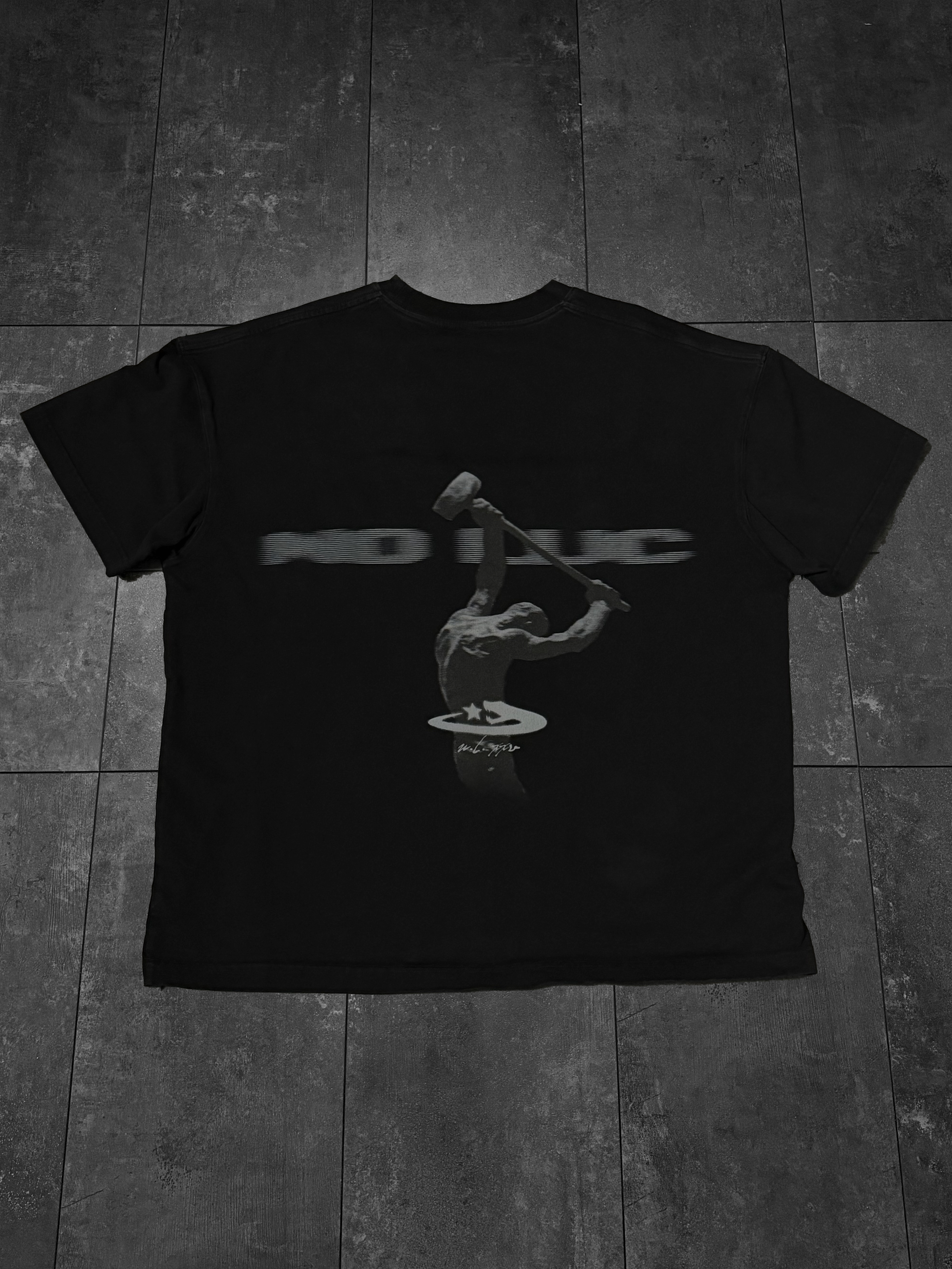 Hammer Tee