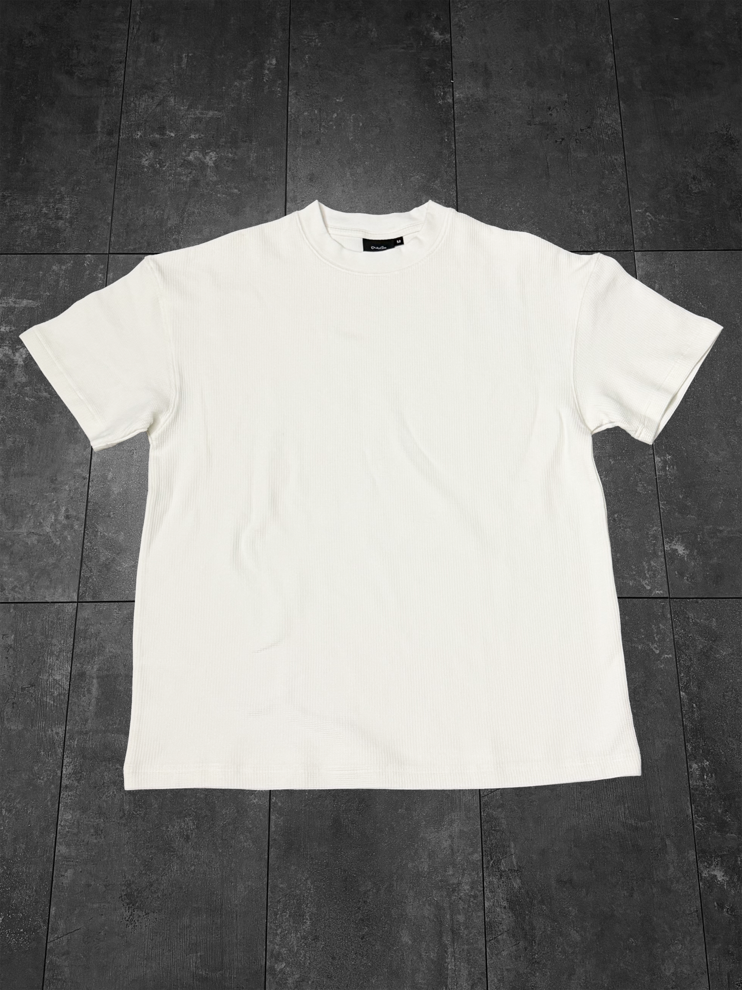 B01 Tee