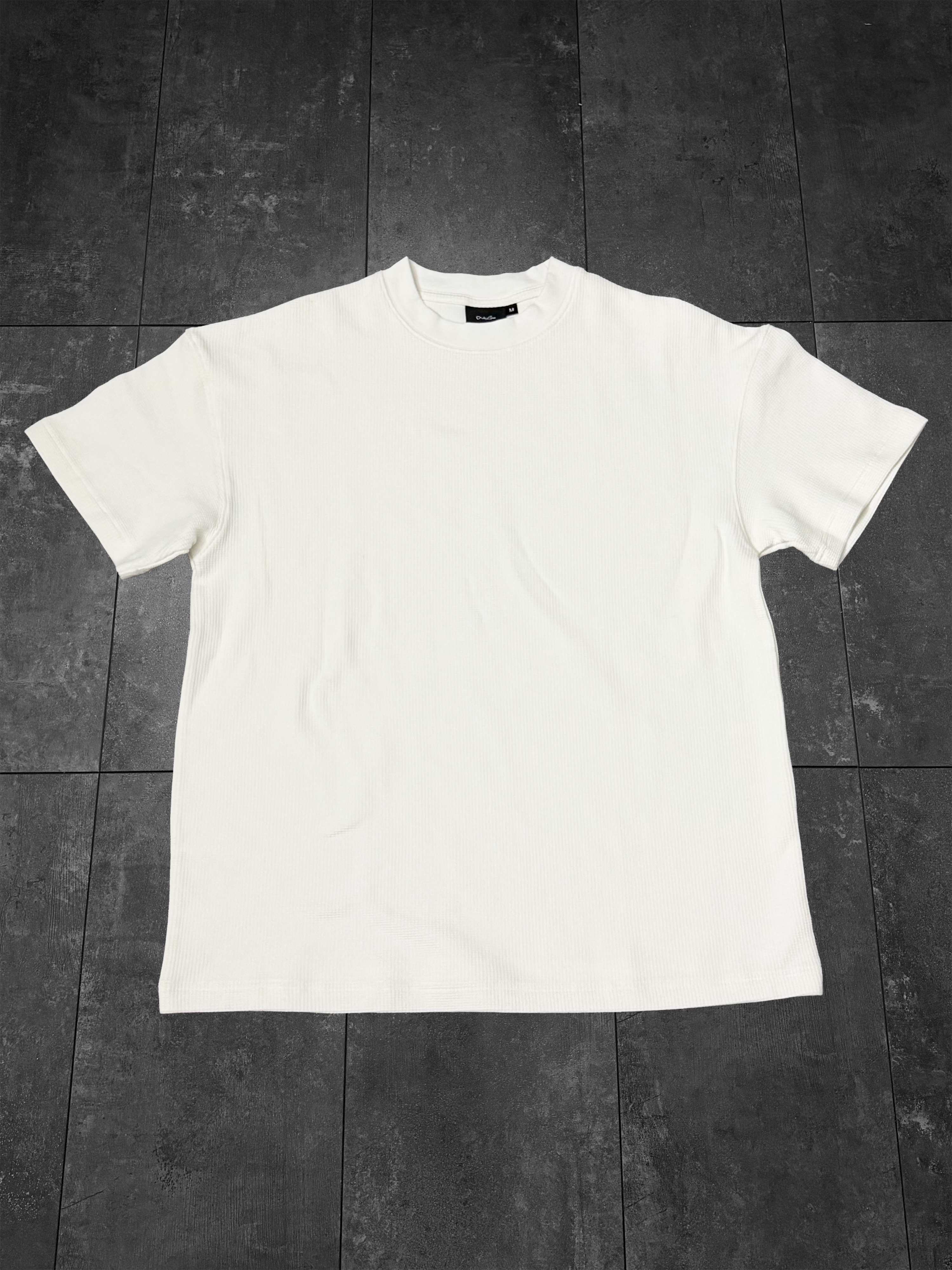 B01 Tee